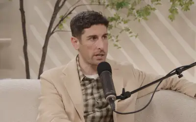 Jason Biggs recalls climbing into trash can to snort cocaine at 4 a.m. during ‘insane’ addiction battle